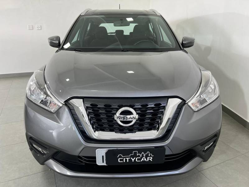 NISSAN - KICKS - 2018/2019 - Cinza - R$ 82.900,00