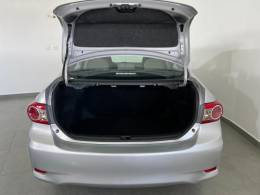 TOYOTA - COROLLA - 2011/2012 - Prata - R$ 61.900,00