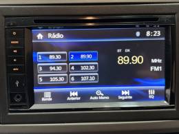 CHEVROLET - PRISMA - 2017/2018 - Branca - R$ 51.900,00