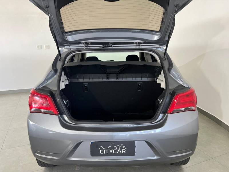 CHEVROLET - ONIX - 2019/2020 - Cinza - R$ 57.900,00