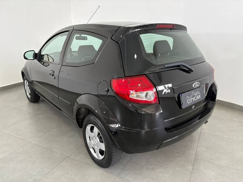 FORD - KA - 2009/2009 - Preta - R$ 25.900,00