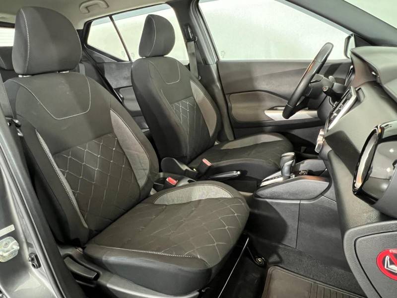 NISSAN - KICKS - 2018/2019 - Cinza - R$ 82.900,00