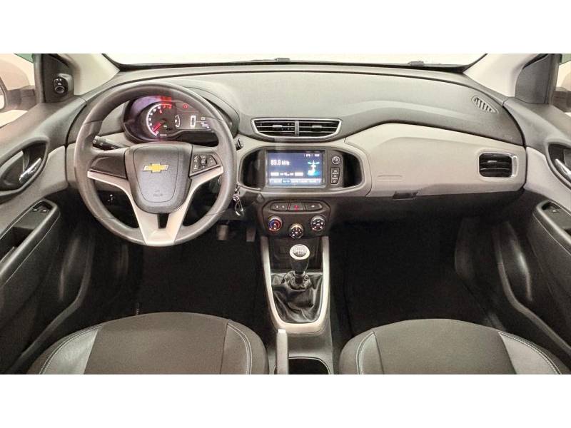 CHEVROLET - ONIX - 2019/2019 - Branca - R$ 60.900,00