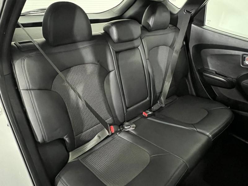 HYUNDAI - IX35 - 2010/2011 - Prata - R$ 58.900,00