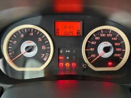 RENAULT - SANDERO - 2011/2011 - Vermelha - R$ 39.900,00