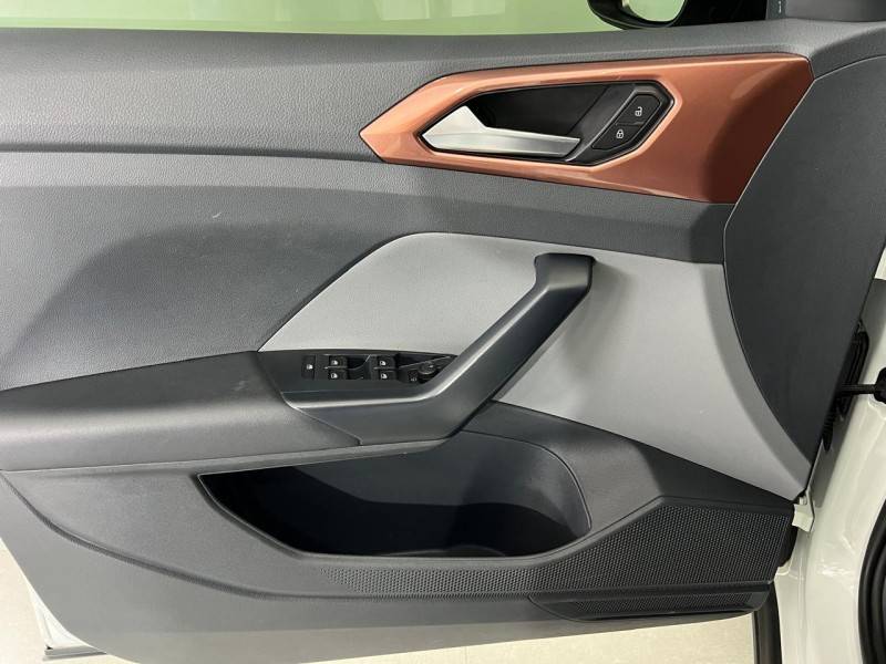 VOLKSWAGEN - T-CROSS - 2020/2020 - Branca - R$ 106.900,00