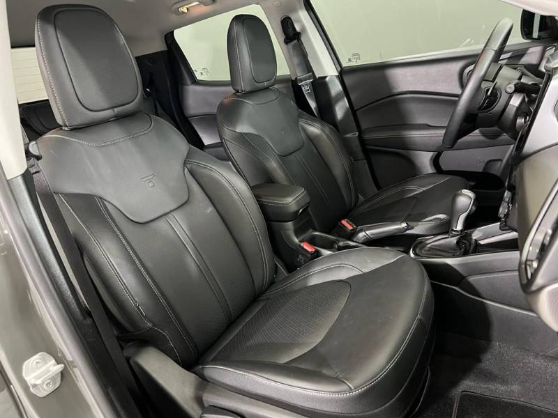 FIAT - TORO - 2022/2023 - Cinza - R$ 139.900,00