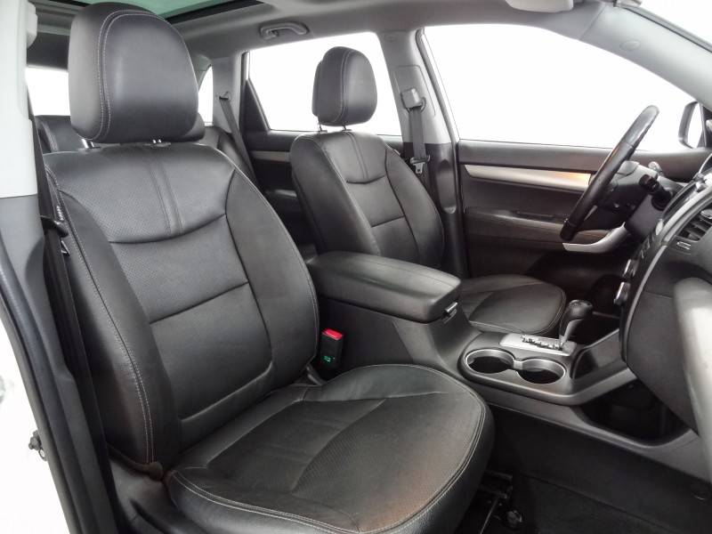 KIA MOTORS - SORENTO - 2012/2013 - Branca - R$ 73.900,00