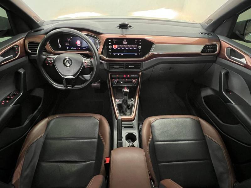 VOLKSWAGEN - T-CROSS - 2020/2020 - Branca - R$ 106.900,00
