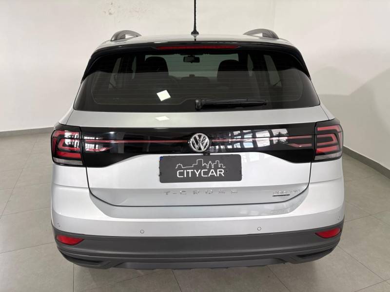 VOLKSWAGEN - T-CROSS - 2019/2020 - Prata - R$ 96.900,00