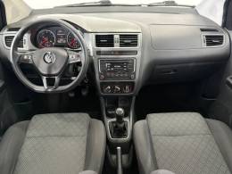 VOLKSWAGEN - FOX - 2015/2016 - Branca - R$ 51.900,00