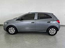 CHEVROLET - ONIX - 2019/2020 - Cinza - R$ 57.900,00
