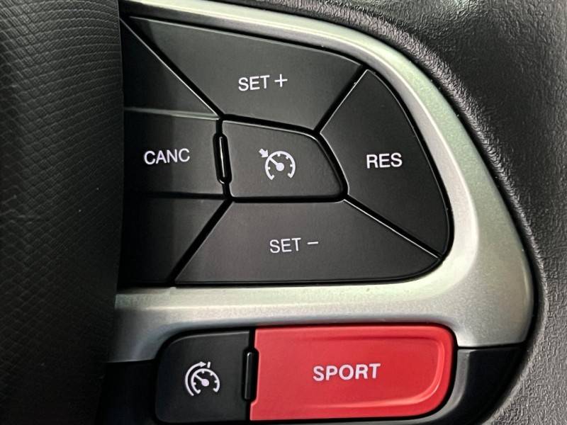 FIAT - FASTBACK - 2023/2024 - Preta - R$ 104.900,00