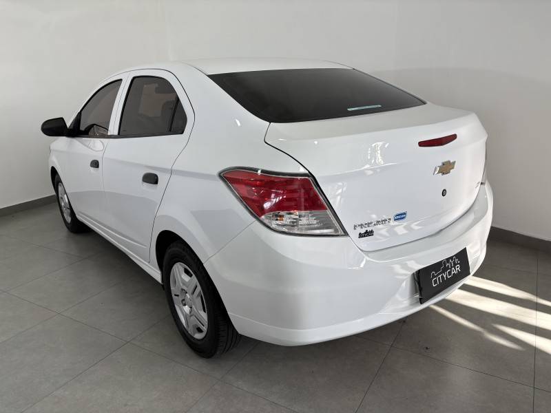 CHEVROLET - PRISMA - 2017/2018 - Branca - R$ 51.900,00