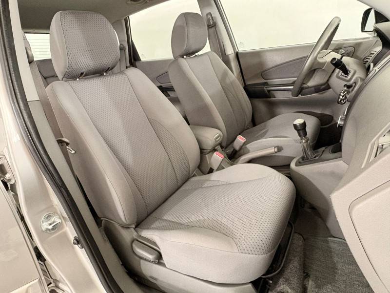 HYUNDAI - TUCSON - 2009/2010 - Prata - R$ 42.900,00