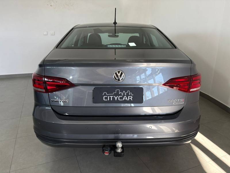VOLKSWAGEN - VIRTUS - 2018/2019 - Cinza - R$ 74.900,00