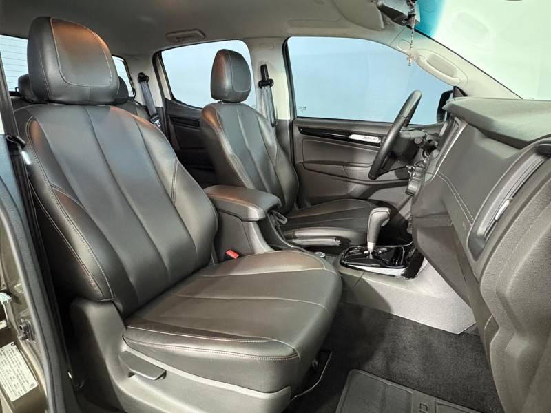 CHEVROLET - S10 - 2023/2024 - Cinza - R$ 211.900,00