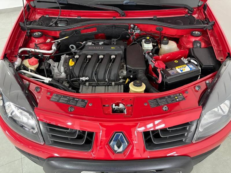 RENAULT - SANDERO - 2011/2011 - Vermelha - R$ 39.900,00