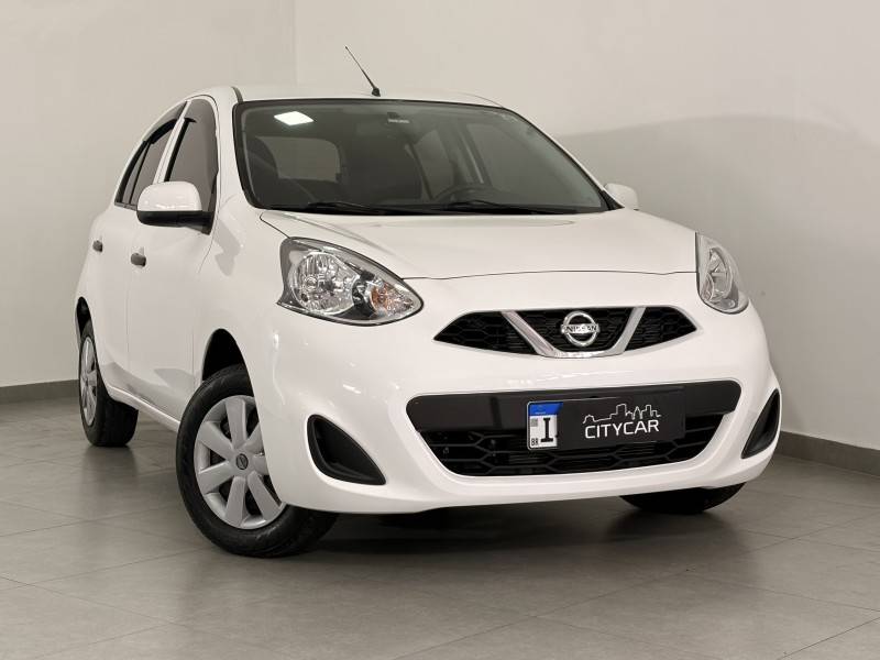 NISSAN - MARCH - 2017/2018 - Branca - R$ 49.900,00