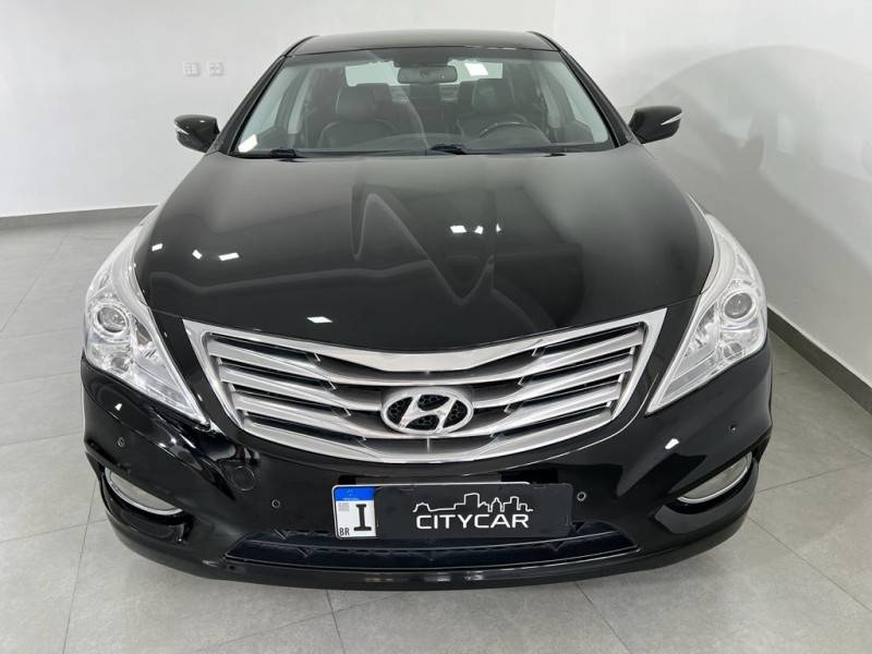 HYUNDAI - AZERA - 2012/2013 - Preta - R$ 73.900,00