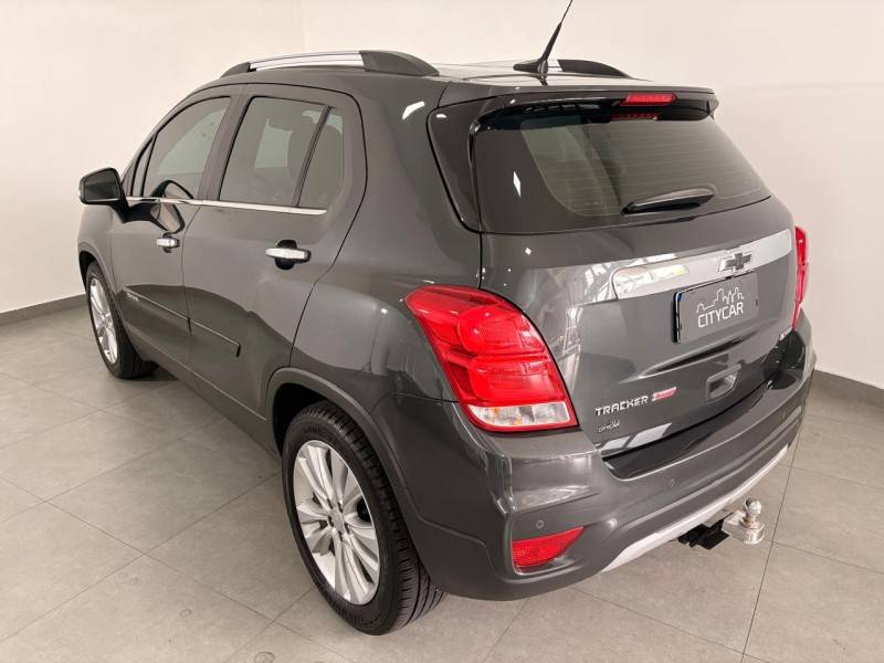 CHEVROLET - TRACKER - 2018/2018 - Cinza - R$ 89.900,00