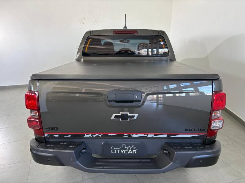 CHEVROLET - S10 - 2023/2024 - Cinza - R$ 211.900,00