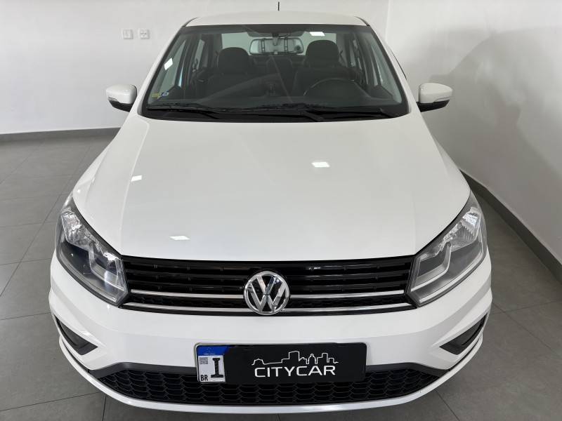 VOLKSWAGEN - VOYAGE - 2018/2019 - Branca - R$ 66.900,00