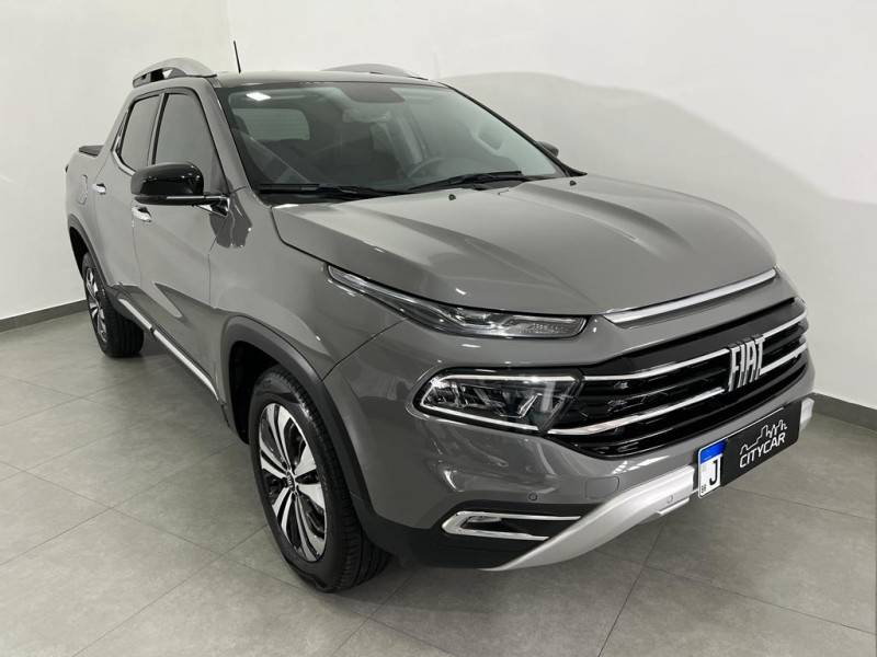 FIAT - TORO - 2022/2023 - Cinza - R$ 139.900,00