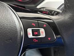 VOLKSWAGEN - VOYAGE - 2018/2019 - Branca - R$ 66.900,00