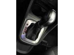 VOLKSWAGEN - VOYAGE - 2018/2019 - Branca - R$ 66.900,00