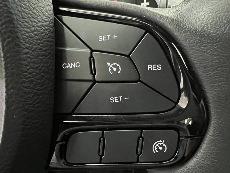 FIAT - TORO - 2022/2023 - Cinza - R$ 139.900,00