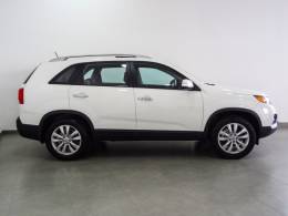 KIA MOTORS - SORENTO - 2012/2013 - Branca - R$ 73.900,00