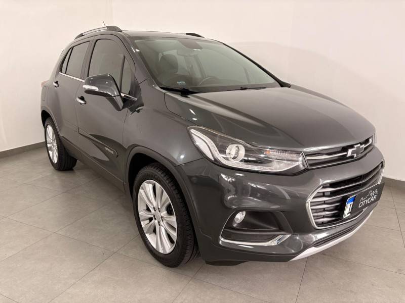 CHEVROLET - TRACKER - 2018/2018 - Cinza - R$ 89.900,00