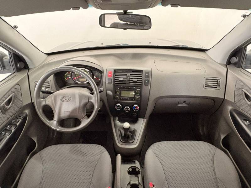 HYUNDAI - TUCSON - 2009/2010 - Prata - R$ 42.900,00