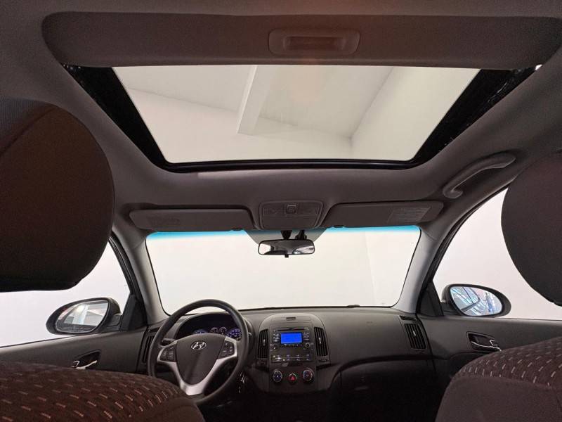 HYUNDAI - I30 - 2011/2012 - Preta - R$ 50.900,00