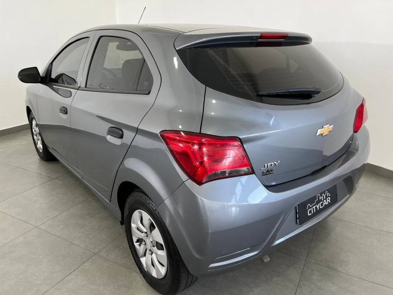 CHEVROLET - ONIX - 2019/2020 - Cinza - R$ 57.900,00