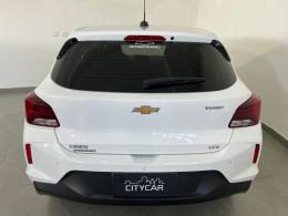 CHEVROLET - ONIX - 2023/2024 - Branca - R$ 93.900,00