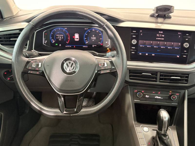VOLKSWAGEN - POLO - 2018/2019 - Branca - R$ 83.900,00