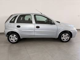 CHEVROLET - CORSA - 2011/2012 - Prata - R$ 35.900,00