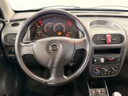 CHEVROLET - CORSA - 2011/2012 - Prata - R$ 35.900,00