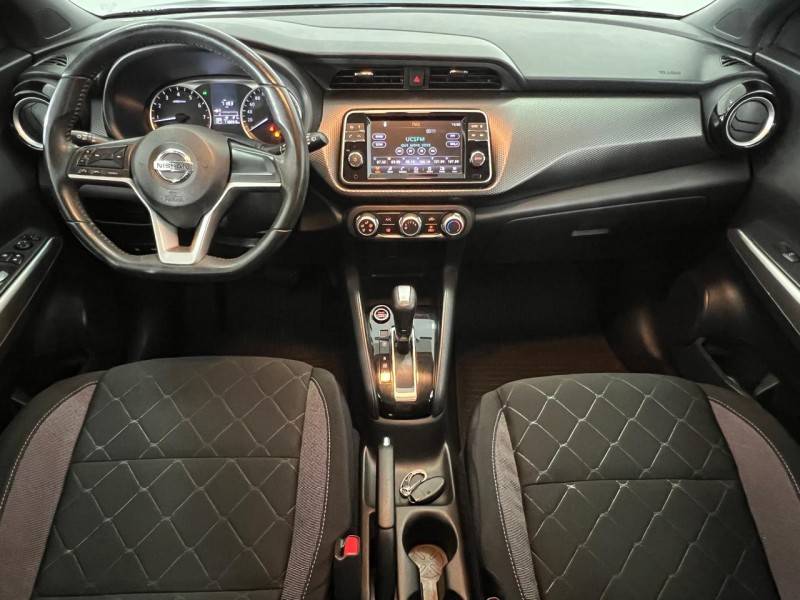 NISSAN - KICKS - 2018/2019 - Cinza - R$ 82.900,00