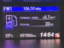 HONDA - CIVIC - 2015/2016 - Branca - R$ 83.900,00