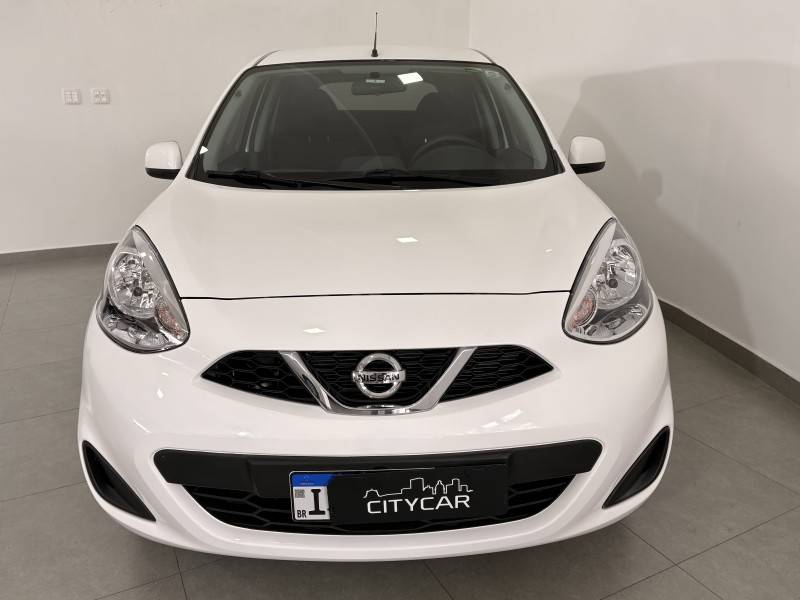 NISSAN - MARCH - 2017/2018 - Branca - R$ 49.900,00