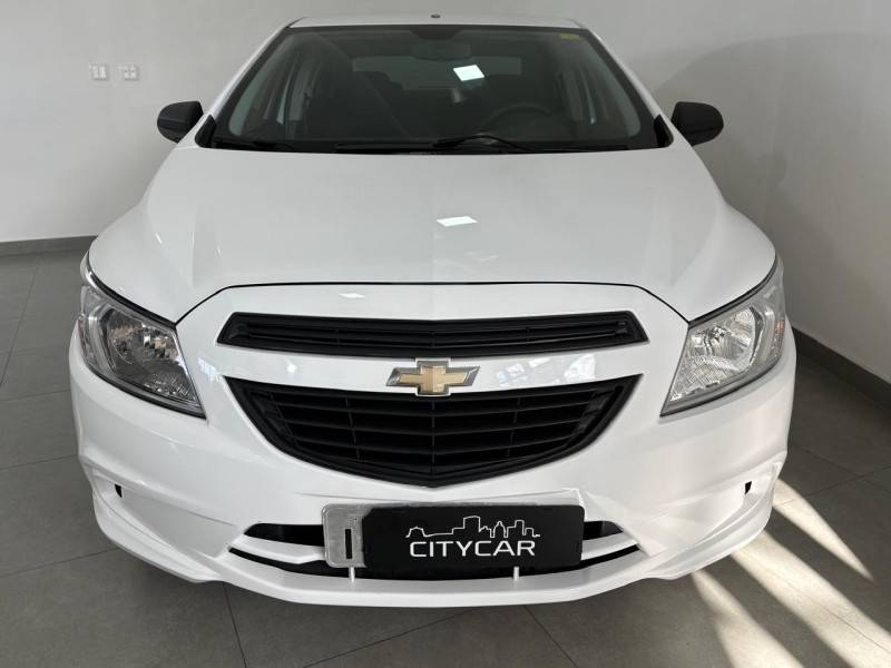 CHEVROLET - PRISMA - 2017/2018 - Branca - R$ 51.900,00