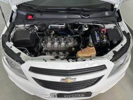 CHEVROLET - PRISMA - 2017/2018 - Branca - R$ 51.900,00