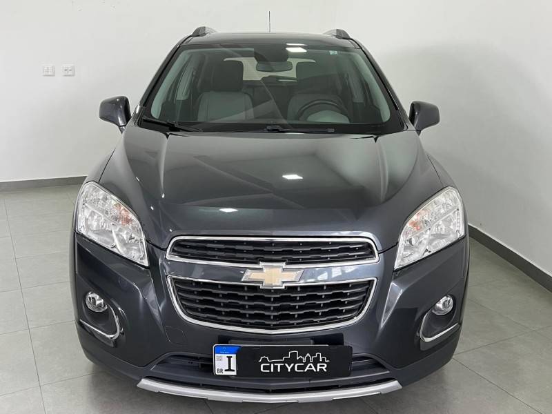 CHEVROLET - TRACKER - 2013/2014 - Cinza - R$ 73.900,00