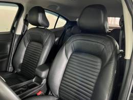 FIAT - FASTBACK - 2023/2024 - Preta - R$ 104.900,00