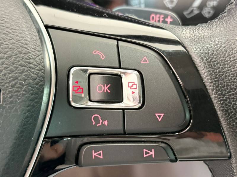 VOLKSWAGEN - POLO - 2018/2019 - Branca - R$ 83.900,00