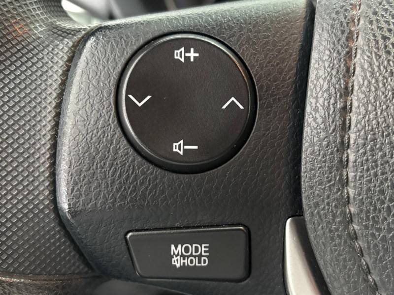 TOYOTA - YARIS - 2019/2020 - Preta - R$ 82.900,00