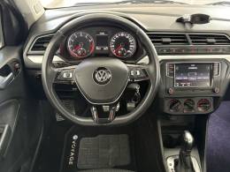 VOLKSWAGEN - VOYAGE - 2018/2019 - Branca - R$ 66.900,00